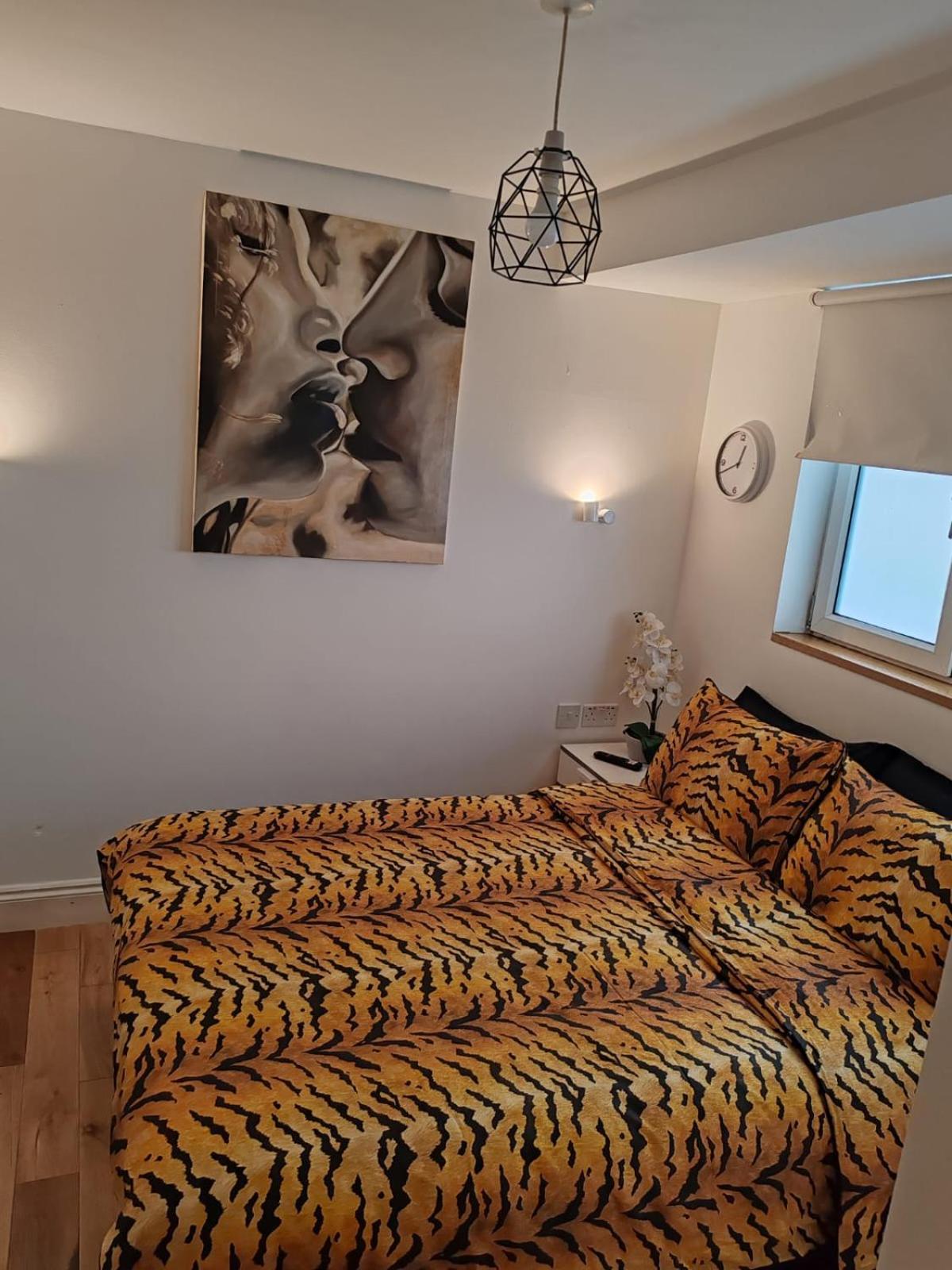 לונדון Lgbtq-Double Room מראה חיצוני תמונה